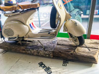 VESPA - Retro podstavec