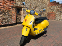 VESPA GTS 300