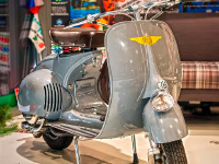 Vespa MP6