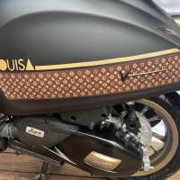 Vespa Primavera 125  LOUISA