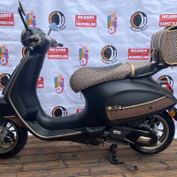 Vespa Primavera 125  LOUISA