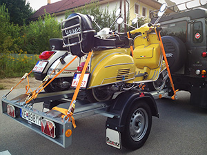 Vespa - požičovňa - prívesný vozík na motocykle